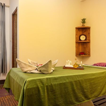 Thamel Hotel & Spa カトマンズ エクステリア 写真