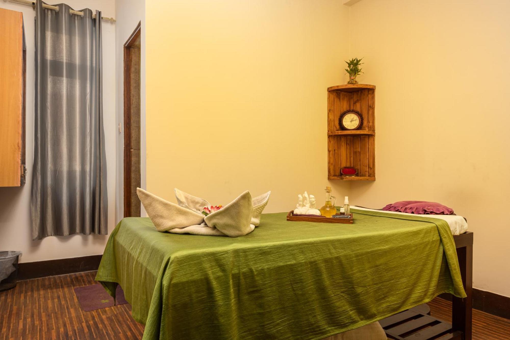 Thamel Hotel & Spa カトマンズ エクステリア 写真