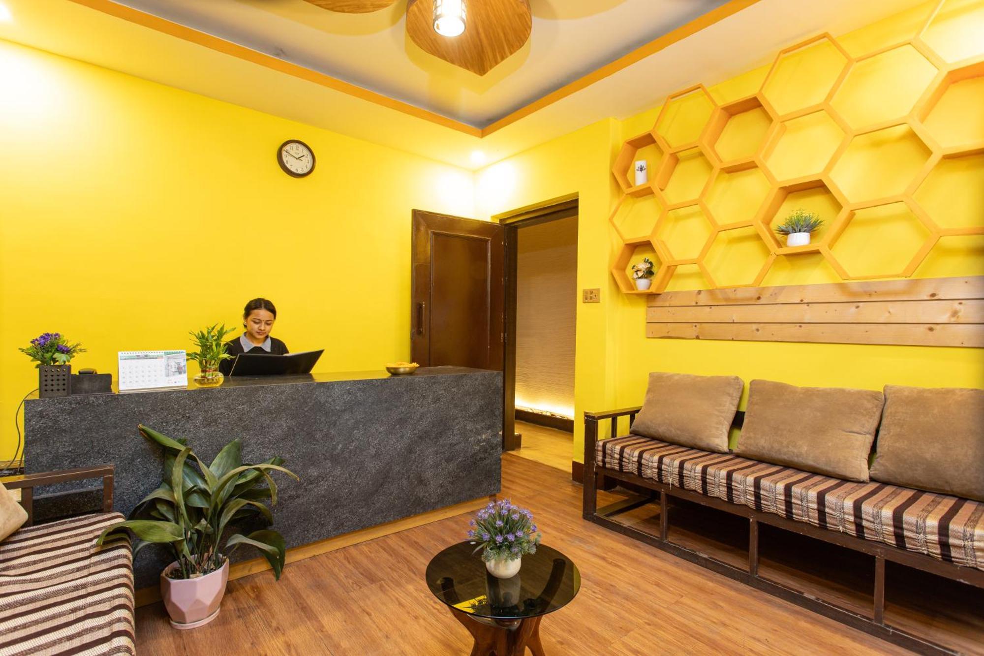 Thamel Hotel & Spa カトマンズ エクステリア 写真